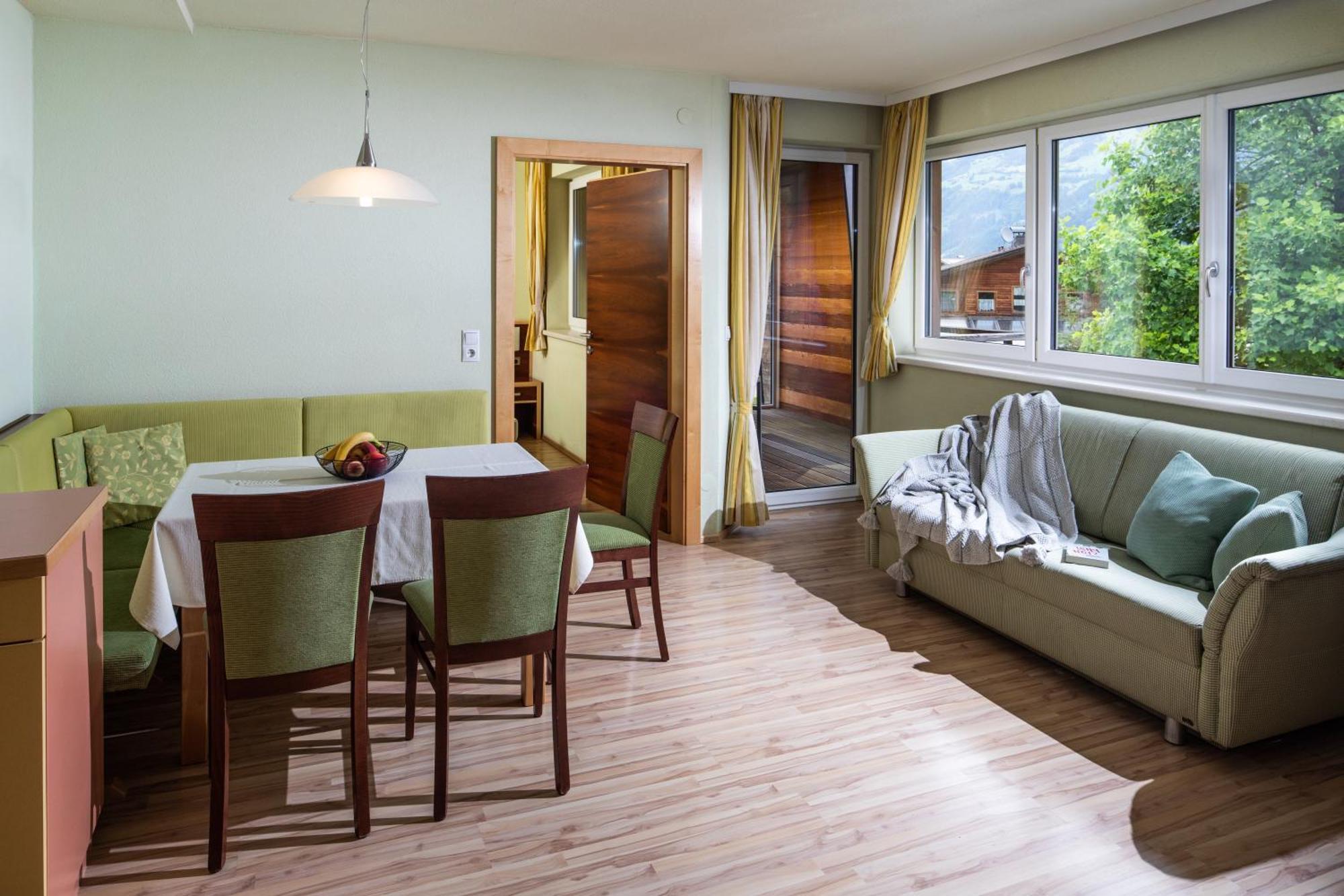 צל אם צילר Apparthaus & Chalets Hofer מראה חיצוני תמונה